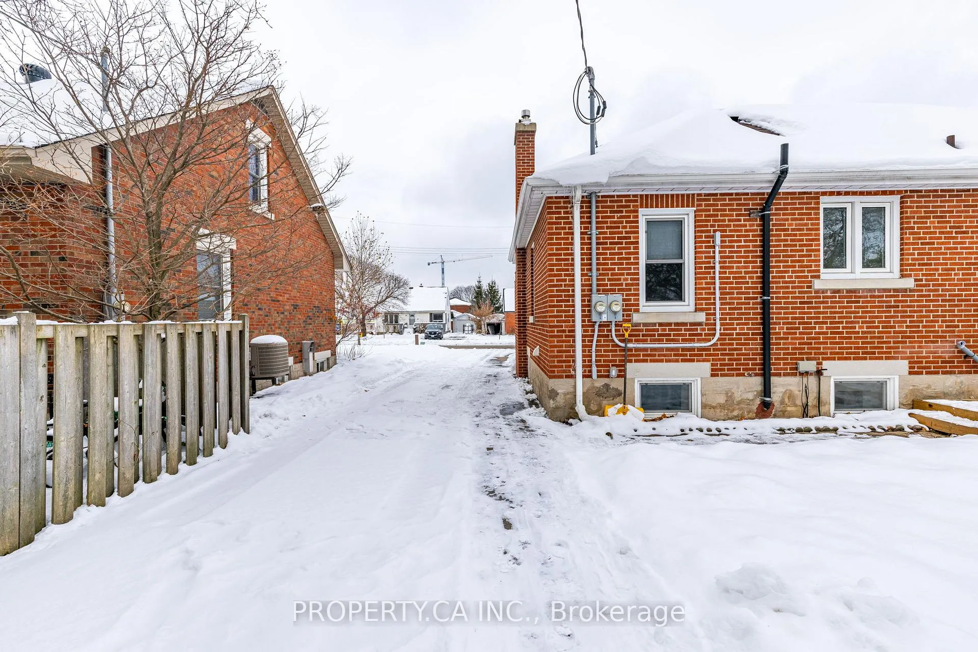 Photo 19 of 49 Arlington Boulevard, Kitchener, Stanley Park — HOMEH