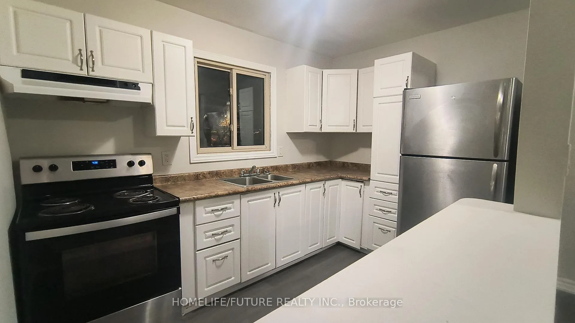 Photo 4 of Unit 18, 255 Porter Street, Oshawa, Lakeview — HOMEH