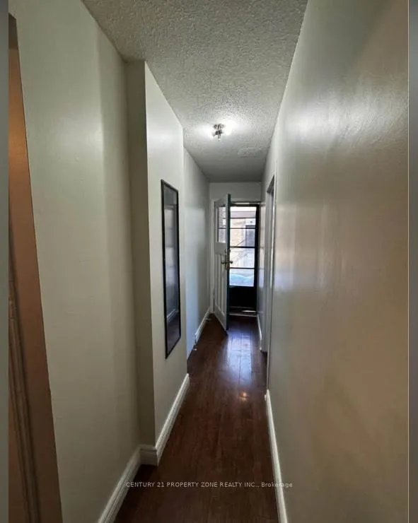 Photo 2 of Unit Main, 25 Peter Street, Kitchener — HOMEH