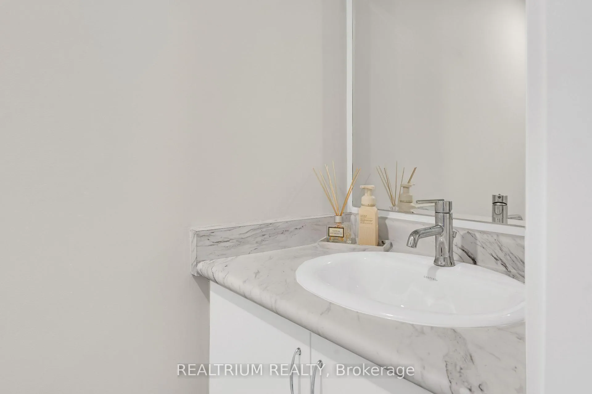 Photo 9 of Unit Lower, 36 Wuhan Lane, Markham, Wismer — HOMEH
