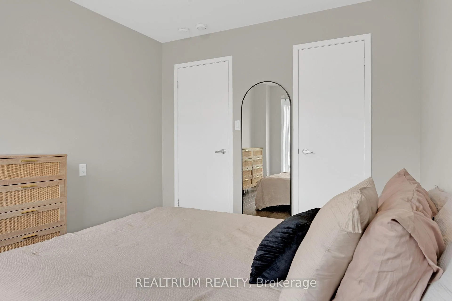 Photo 14 of Unit Lower, 36 Wuhan Lane, Markham, Wismer — HOMEH