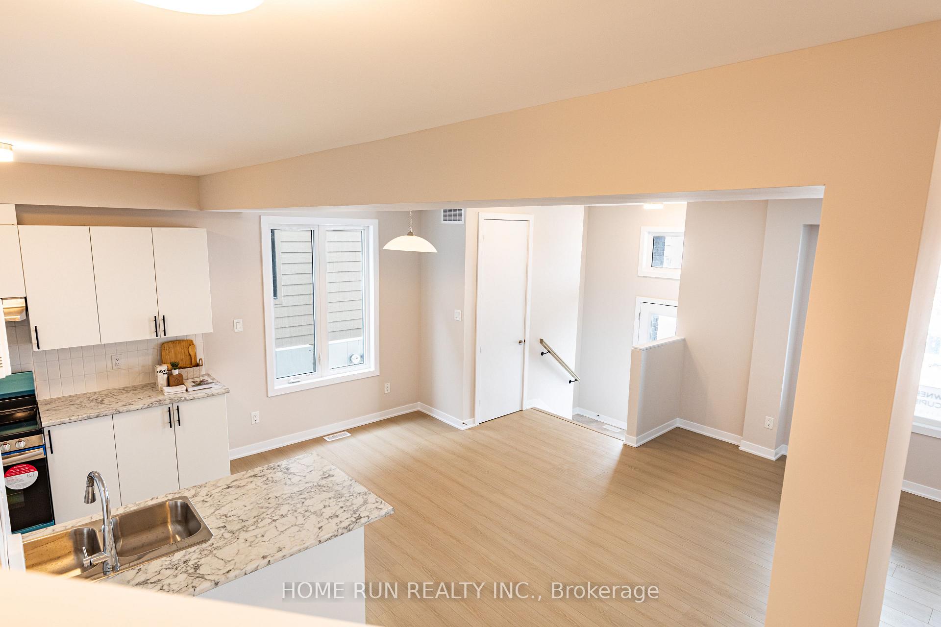 Photo 5 of 115 Beebalm Crescent, Ottawa, Barrhaven - Half Moon Bay — HOMEH