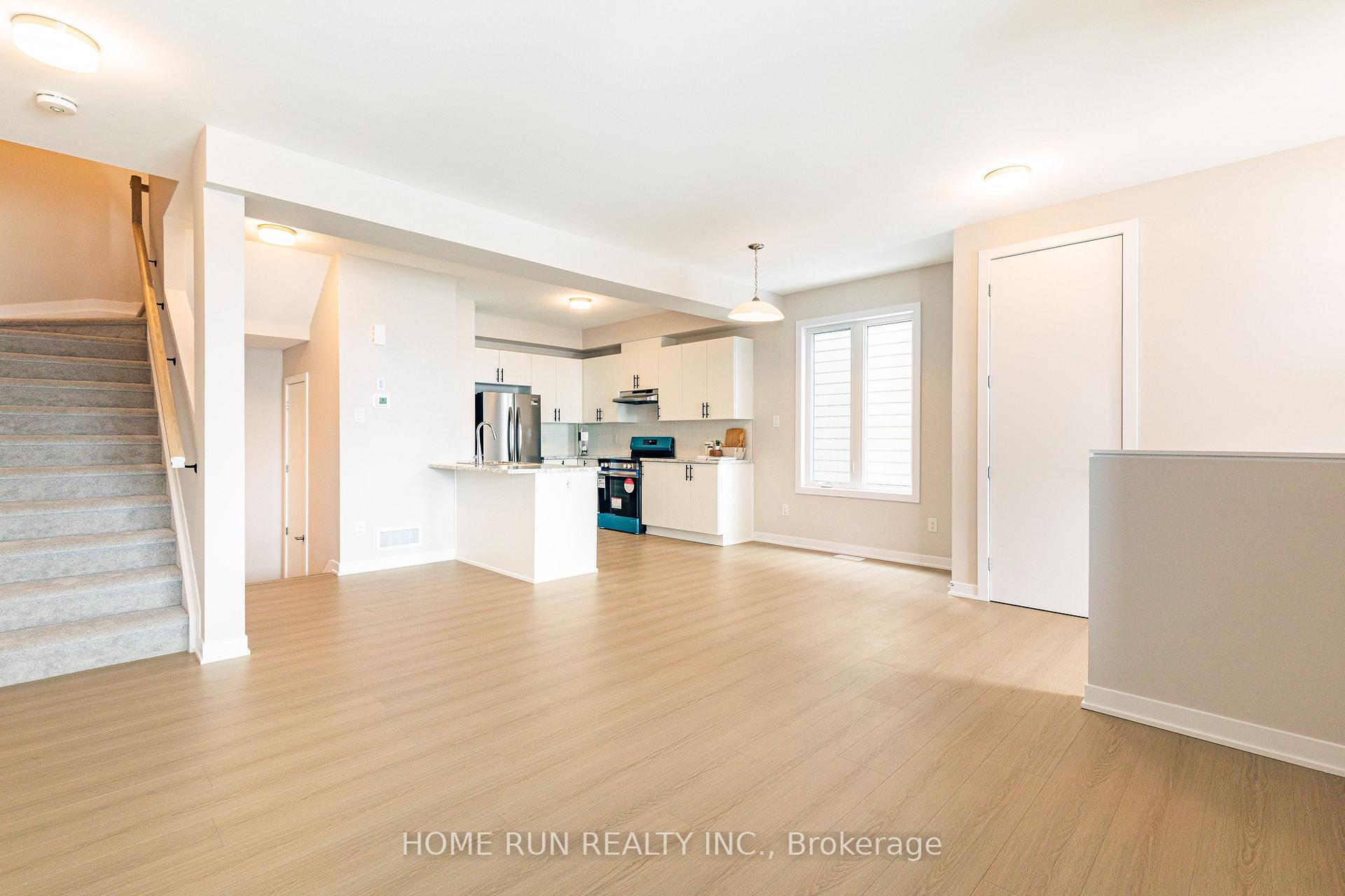 Photo 6 of 115 Beebalm Crescent, Ottawa, Barrhaven - Half Moon Bay — HOMEH