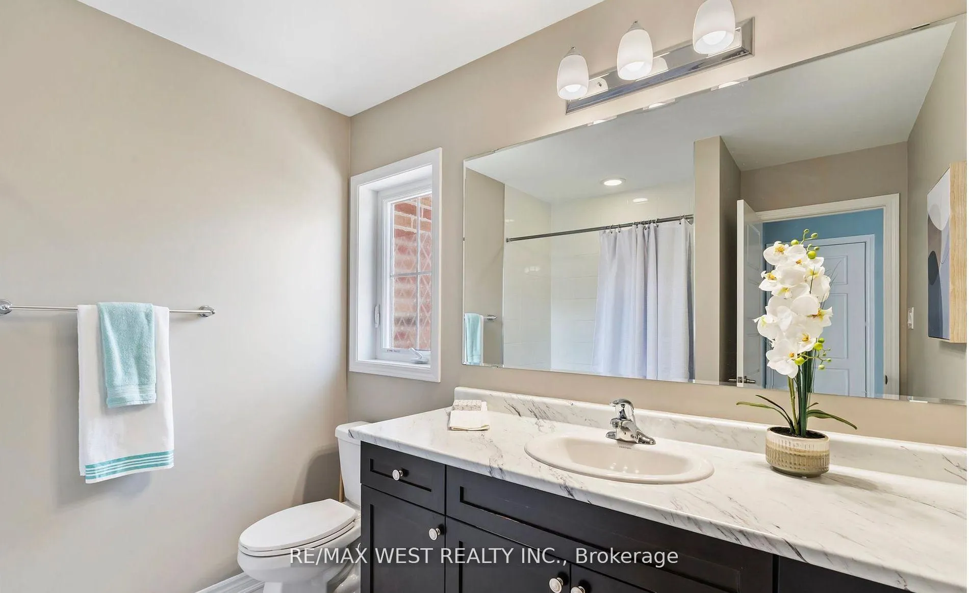 Photo 11 of Unit 76, 22 Spring Creek Drive, Hamilton, Waterdown — HOMEH