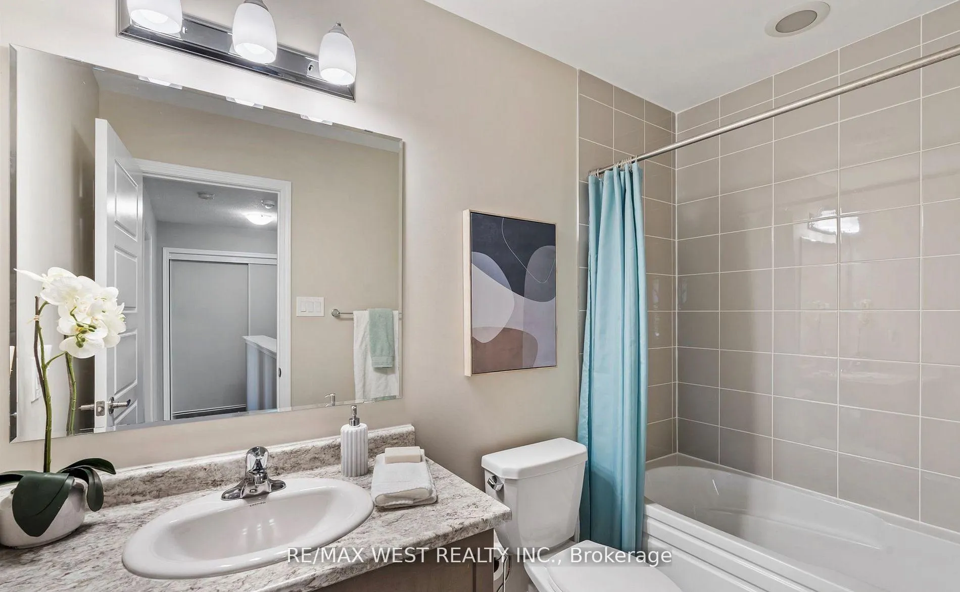 Photo 14 of Unit 76, 22 Spring Creek Drive, Hamilton, Waterdown — HOMEH