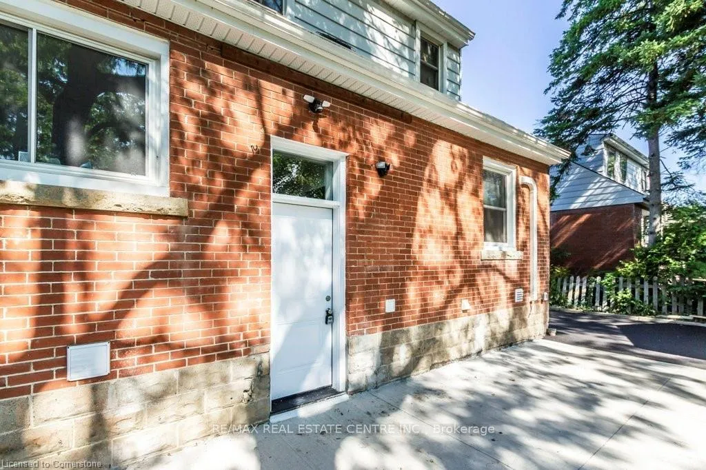 Photo 4 of Unit 2, 47 West 4th Street, Hamilton, Southam — HOMEH