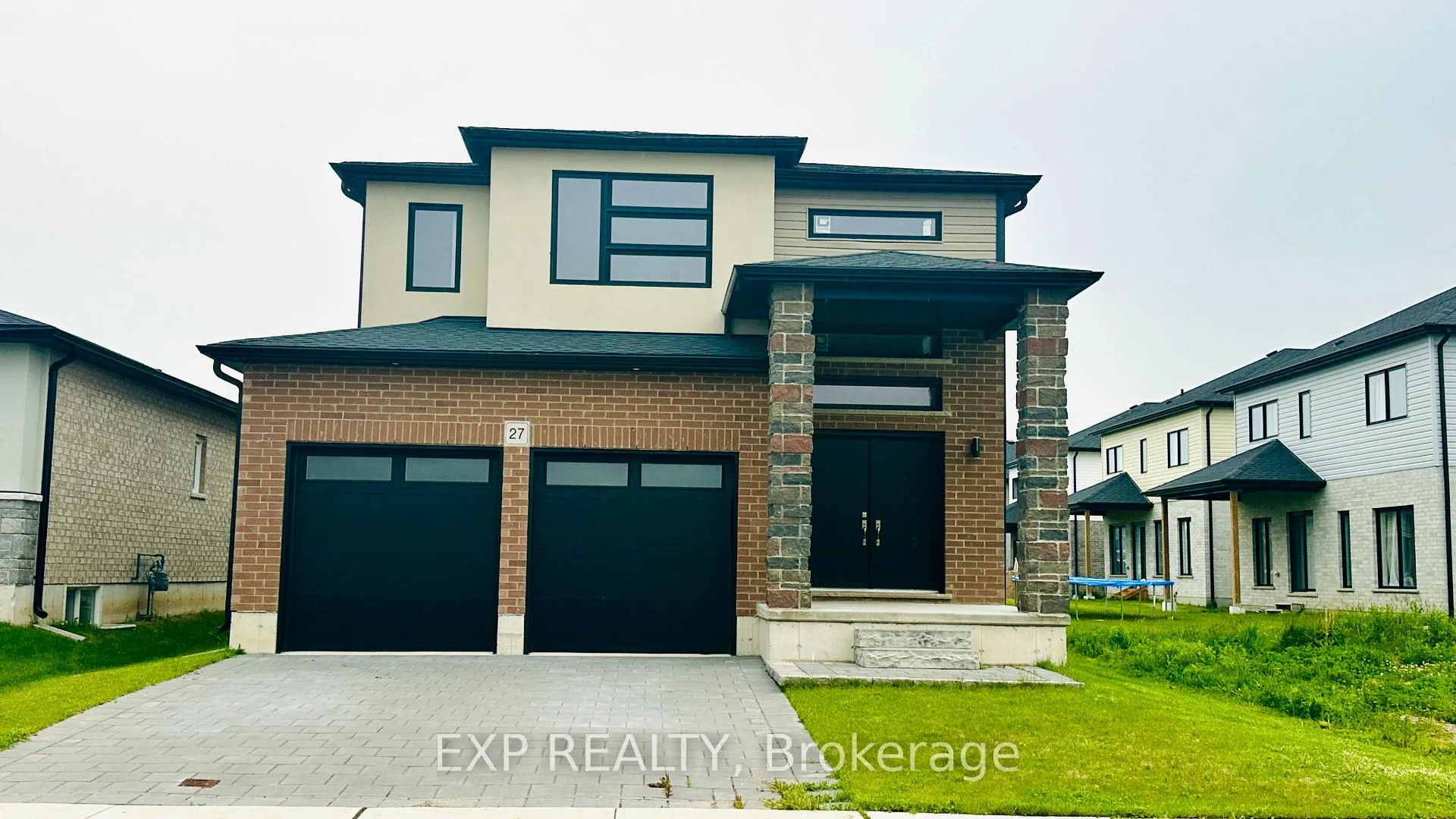 Photo 4 of 27 Triebner Street, South Huron, Exeter — HOMEH