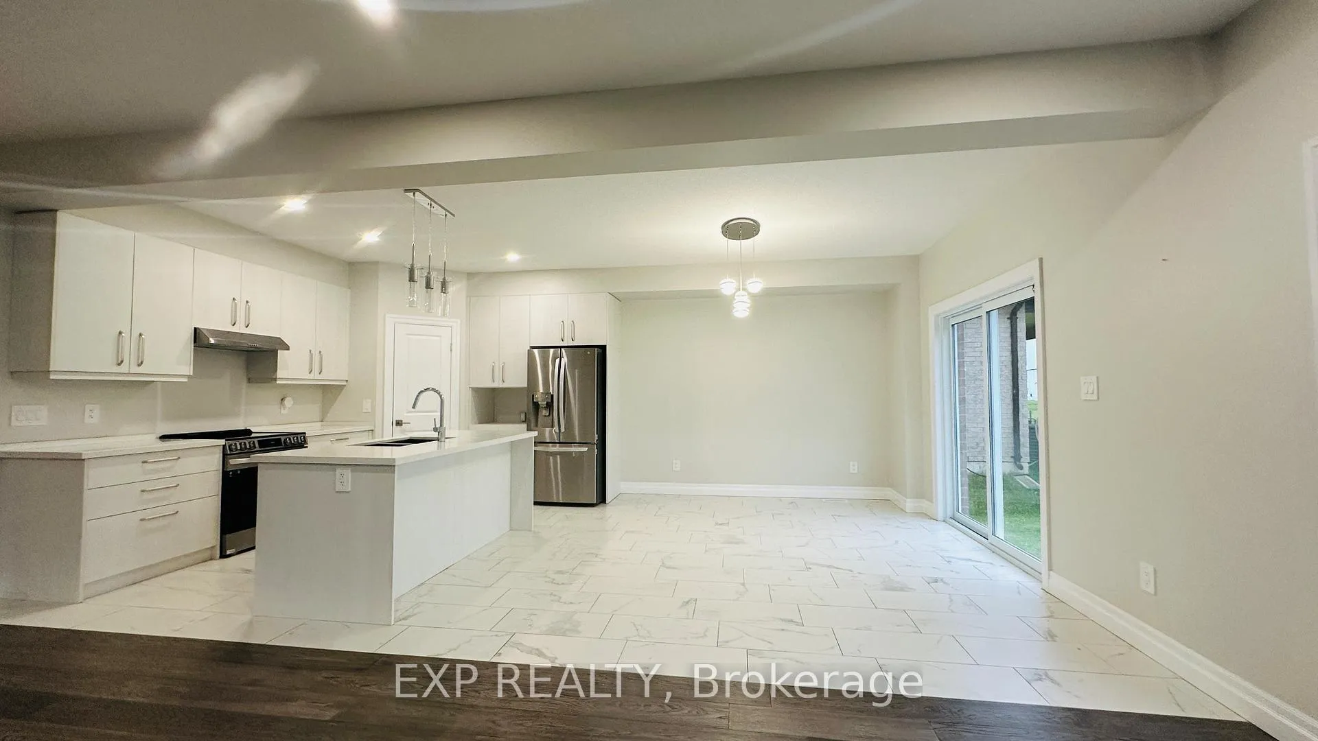 Photo 7 of 27 Triebner Street, South Huron, Exeter — HOMEH