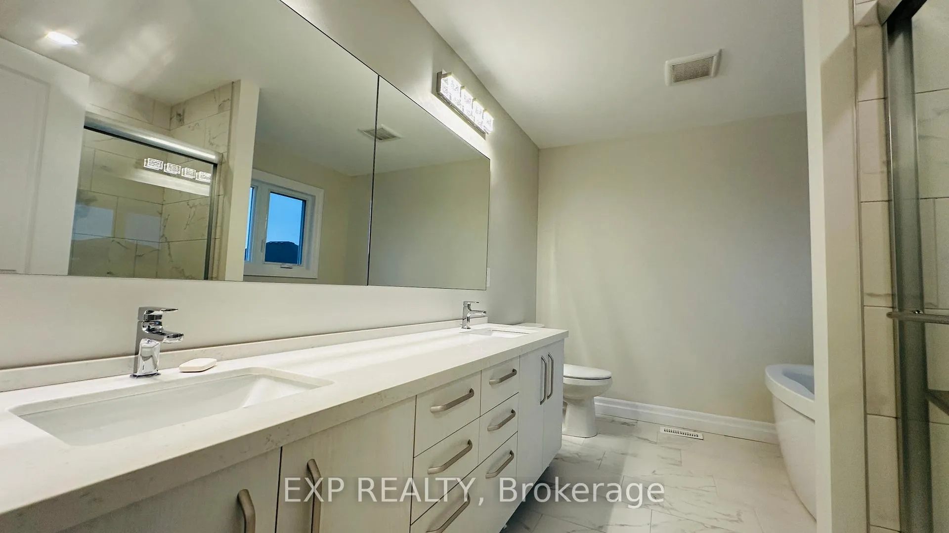 Photo 17 of 27 Triebner Street, South Huron, Exeter — HOMEH