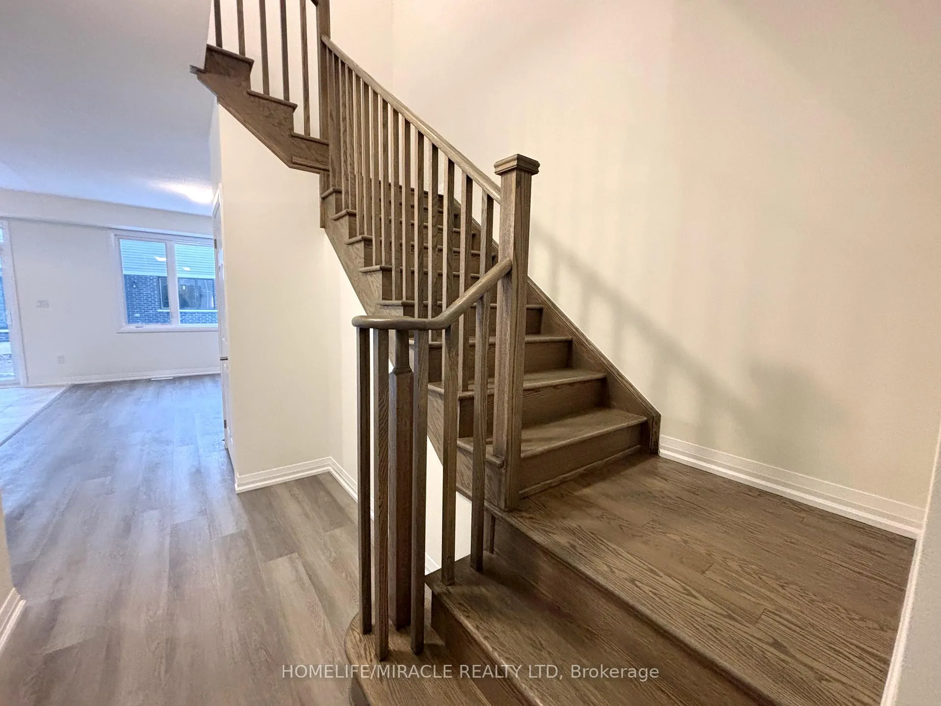 Photo 6 of 91 Marche Drive, Haldimand — HOMEH