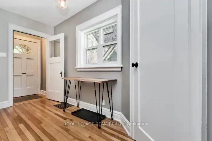 Photo 5 of 117 Bayswater Avenue, Ottawa, Hintonburg — HOMEH