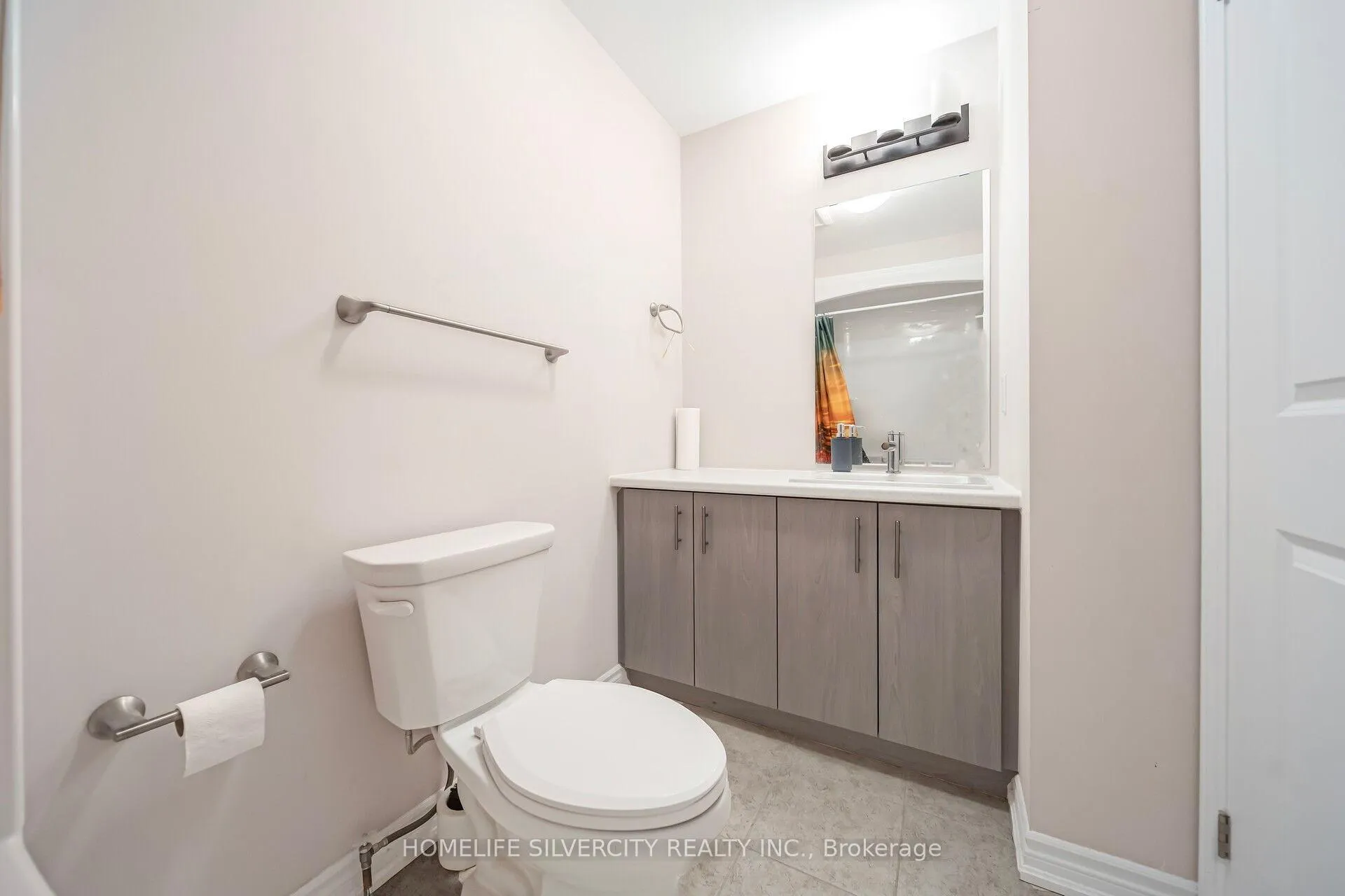 Photo 21 of Unit 4, 5672 Dorchester Road, Niagara Falls, Hospital — HOMEH