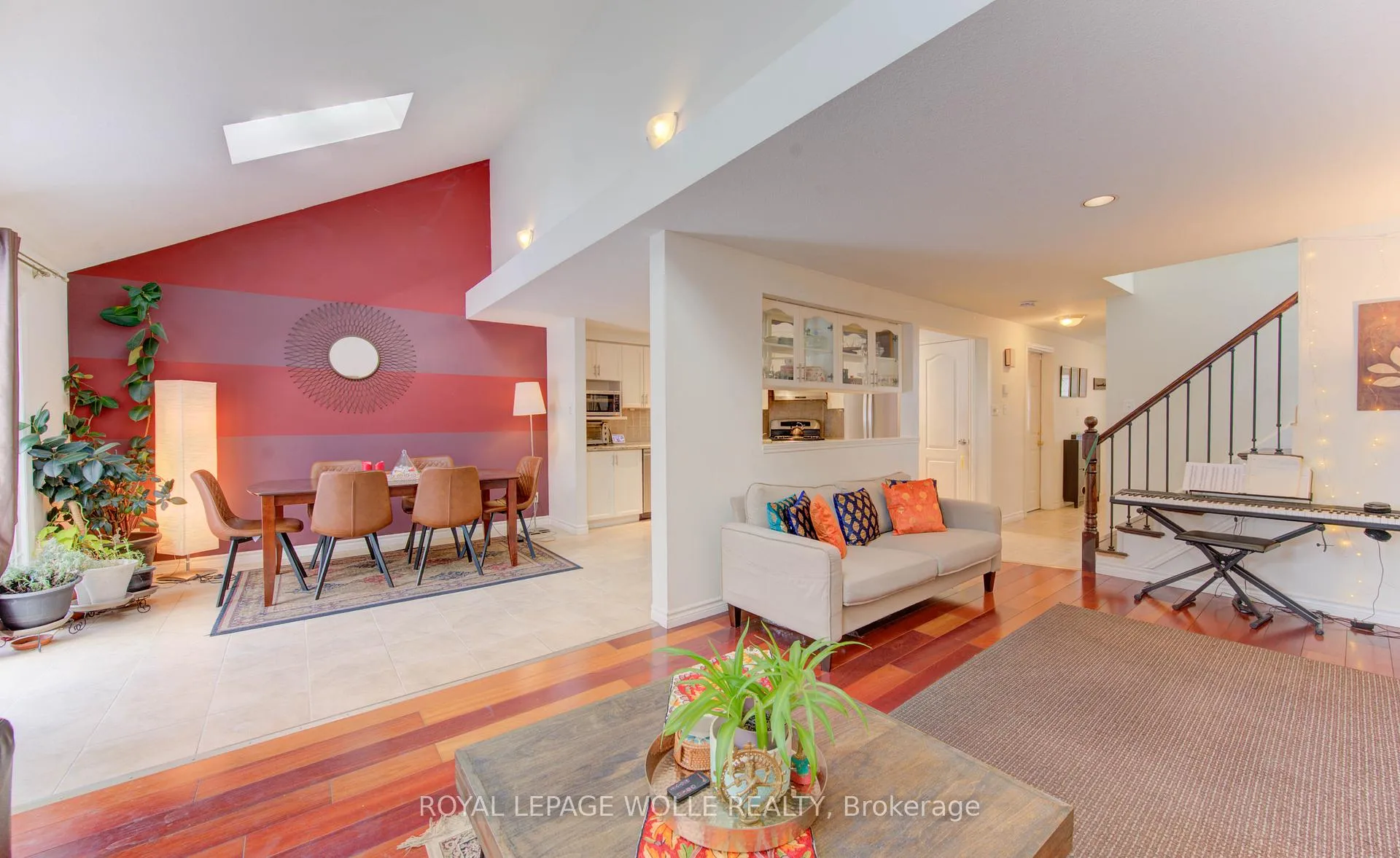 Photo 11 of 447 Brigantine Drive, Waterloo — HOMEH