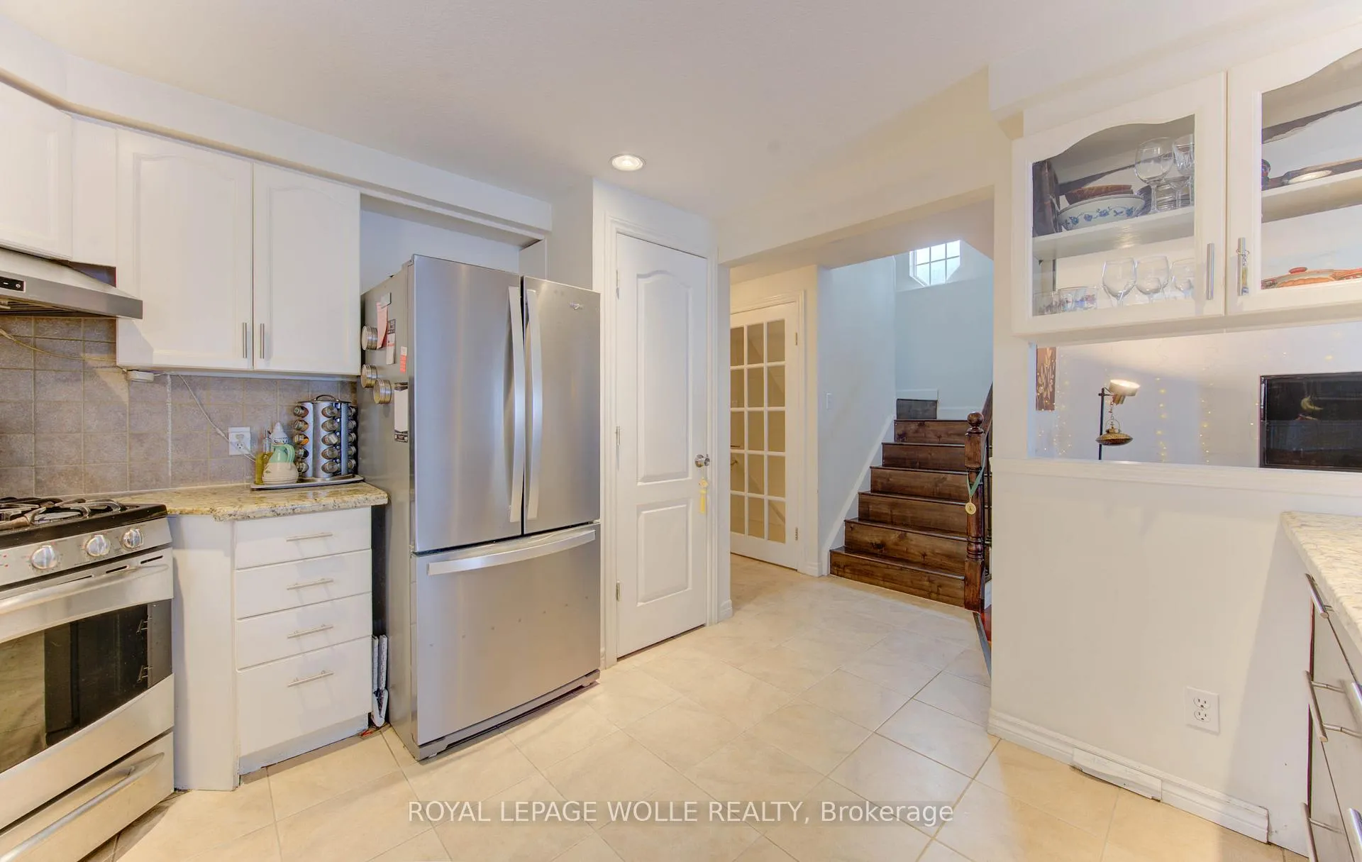 Photo 19 of 447 Brigantine Drive, Waterloo — HOMEH