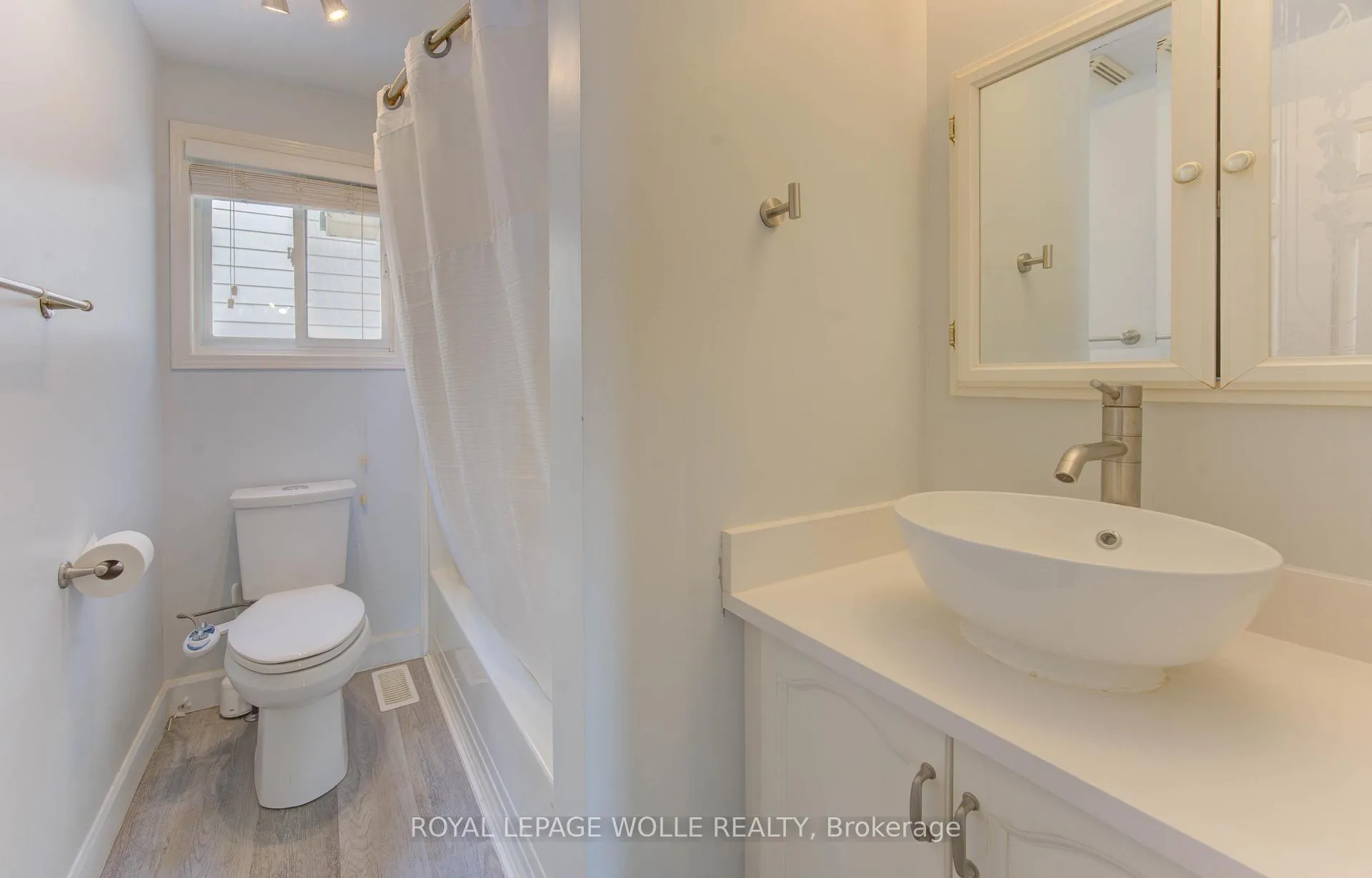 Photo 21 of 447 Brigantine Drive, Waterloo — HOMEH