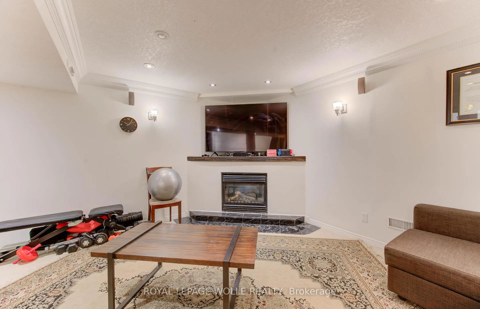 Photo 33 of 447 Brigantine Drive, Waterloo — HOMEH