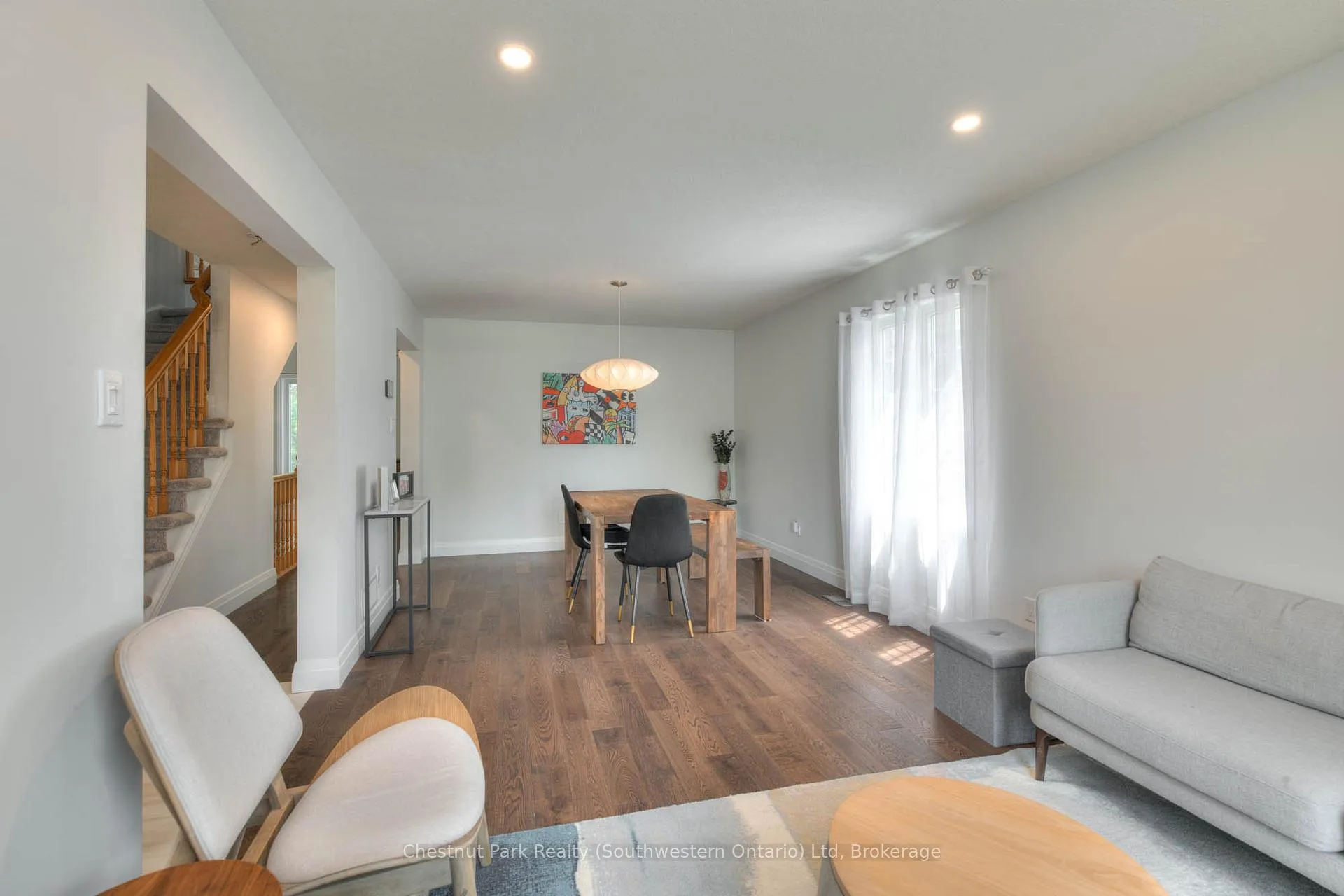 Photo 8 of 82 Pine Ridge Drive, Guelph, Pineridge/Westminster Woods — HOMEH