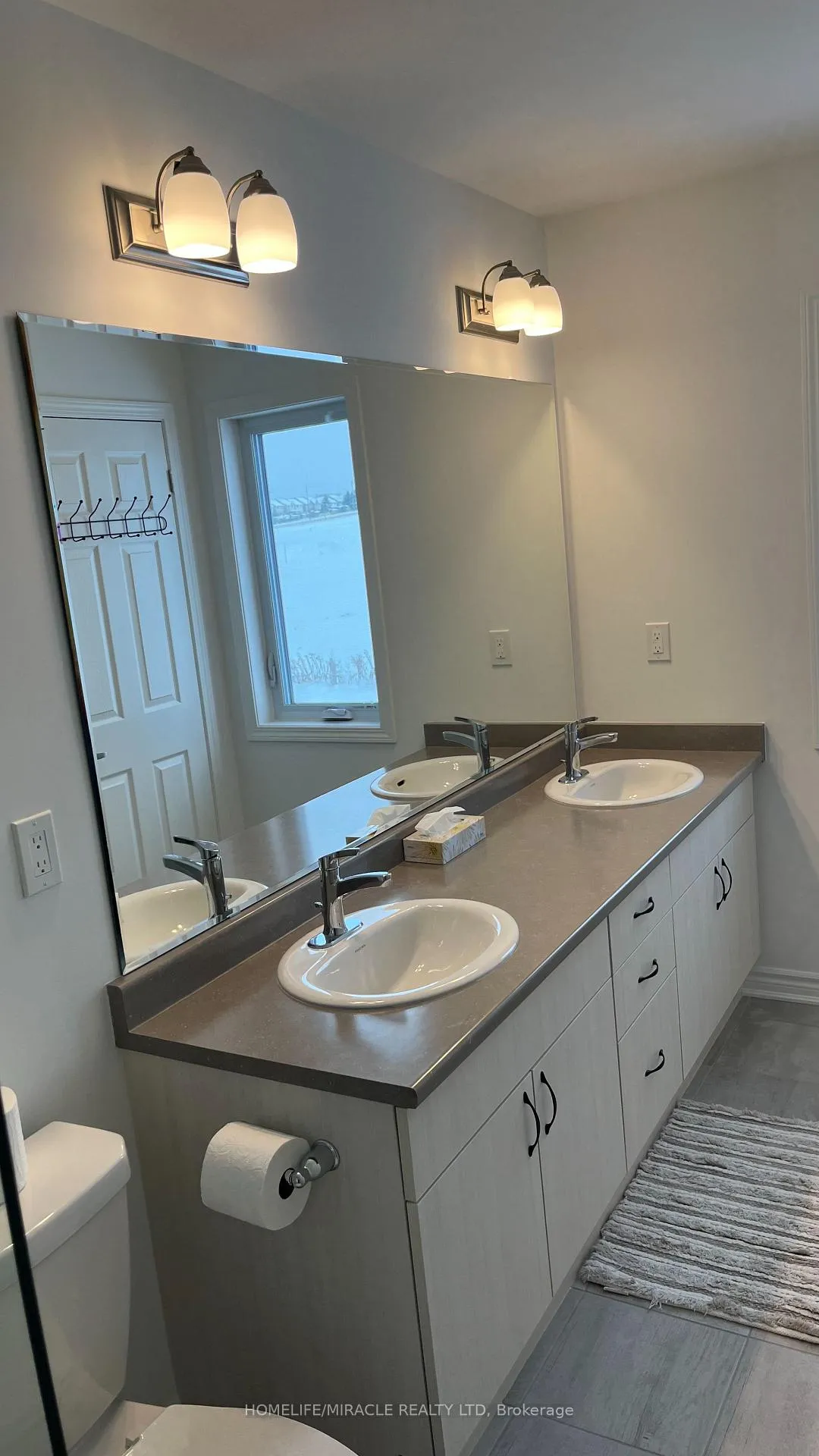 Photo 14 of 17 Canterhome Street, Kitchener — HOMEH