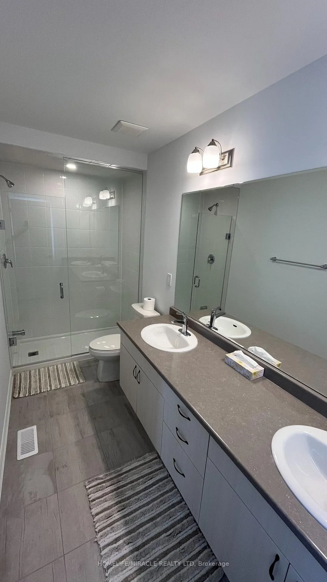 Photo 16 of 17 Canterhome Street, Kitchener — HOMEH