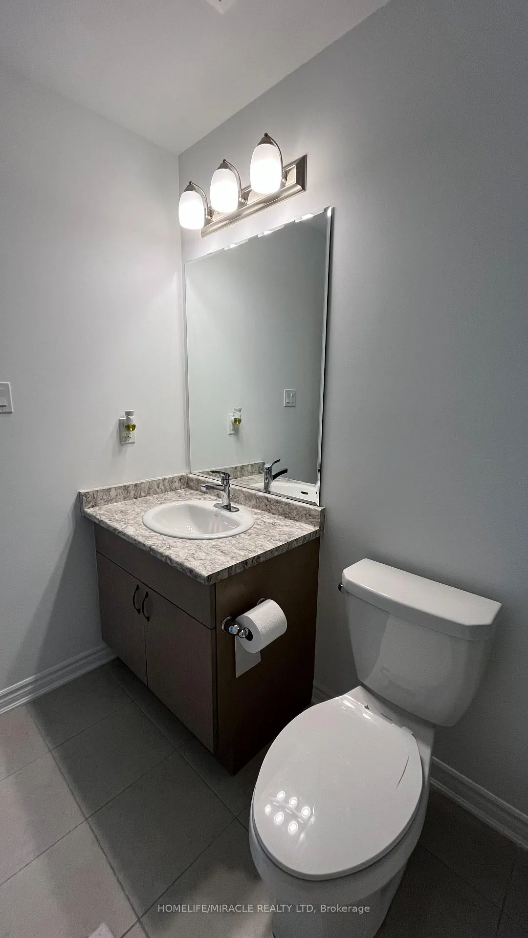 Photo 22 of 17 Canterhome Street, Kitchener — HOMEH