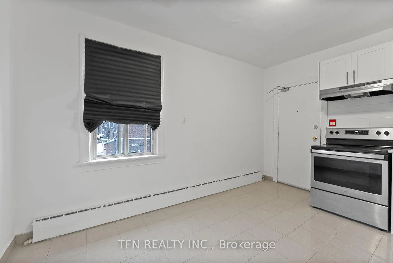 Photo 11 of Unit 2, 5 Crang Avenue, Toronto, Oakwood Village — HOMEH