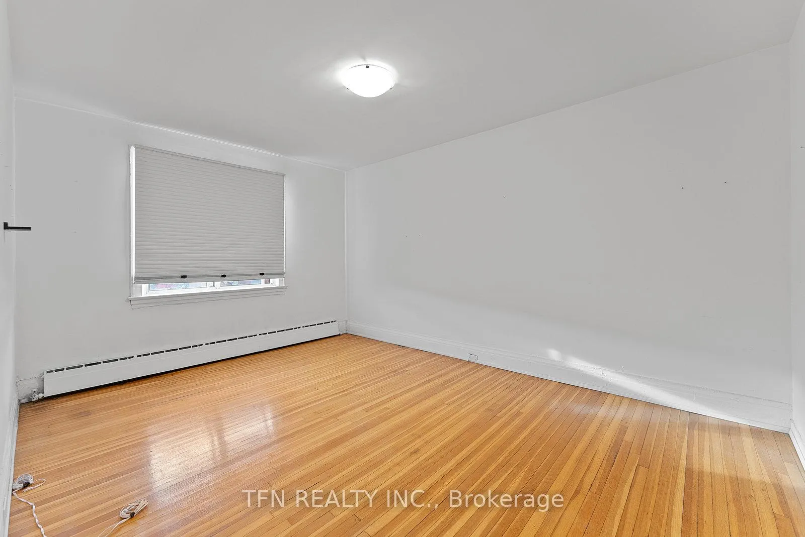 Photo 18 of Unit 2, 5 Crang Avenue, Toronto, Oakwood Village — HOMEH