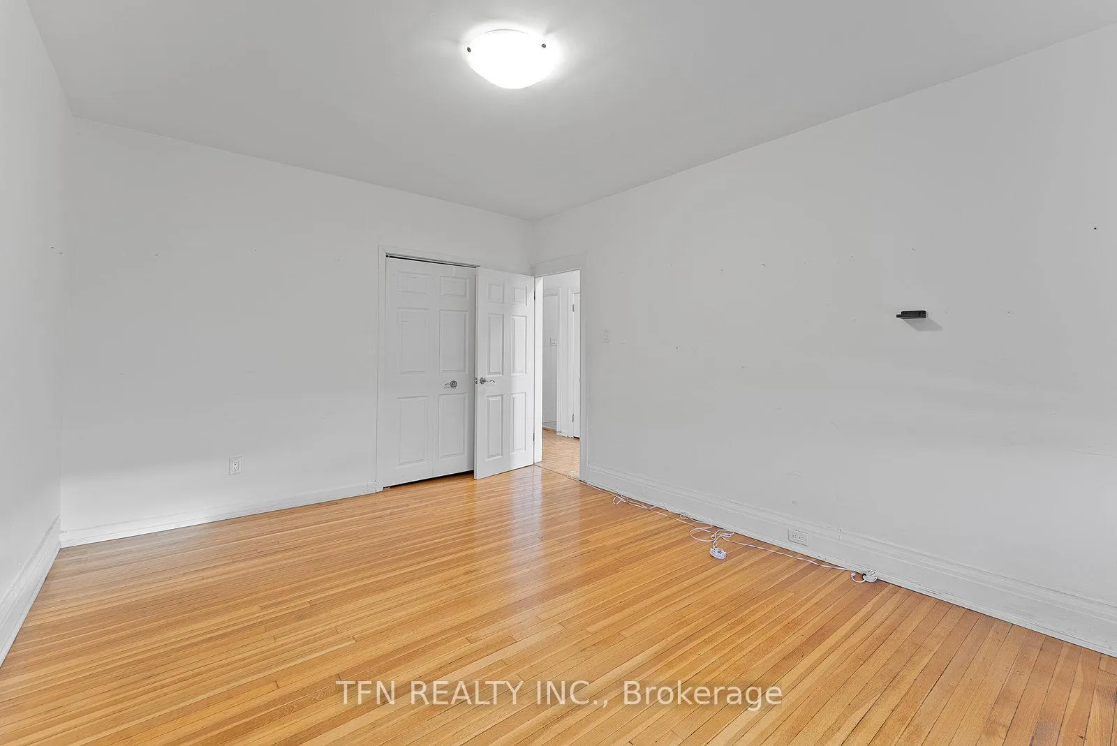 Photo 21 of Unit 2, 5 Crang Avenue, Toronto, Oakwood Village — HOMEH