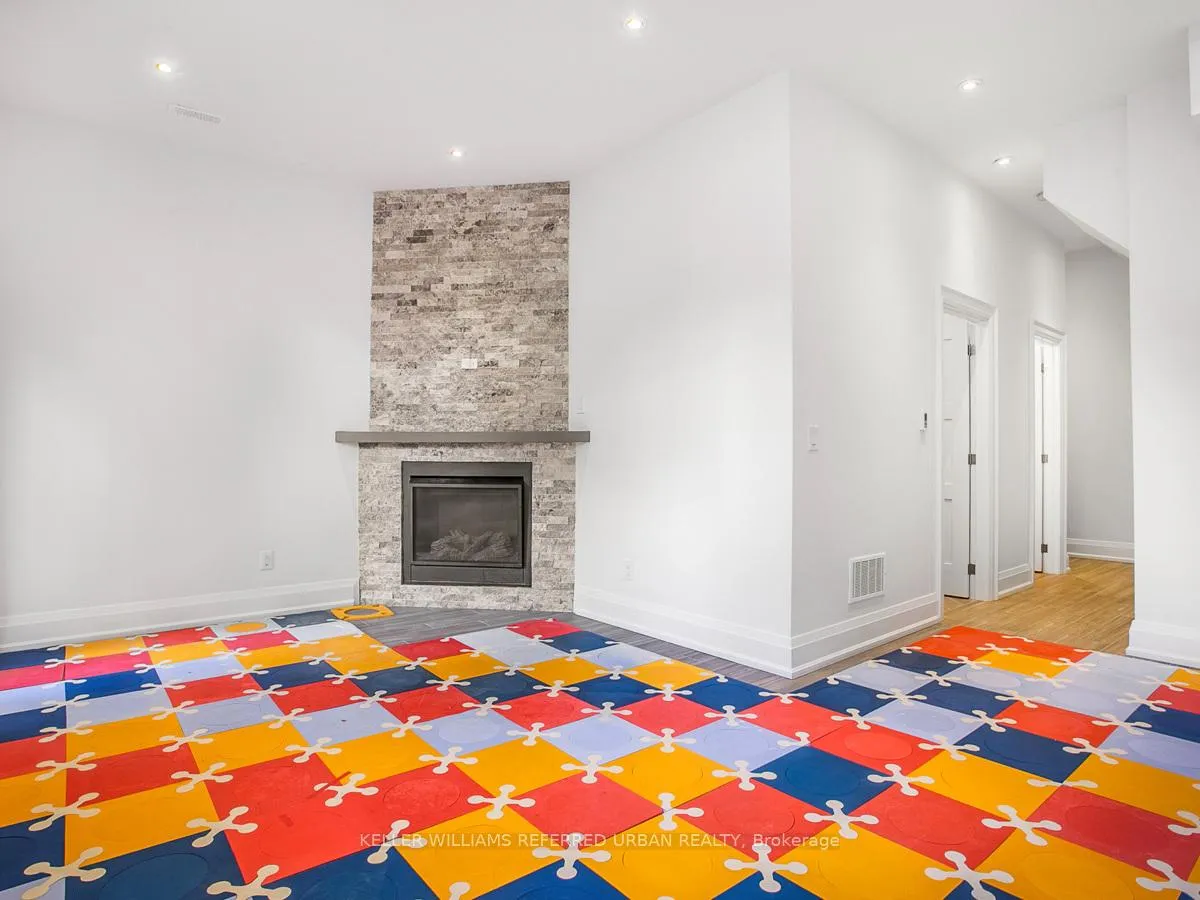 Photo 27 of 38 Cranbrooke Avenue, Toronto, Lawrence Park North — HOMEH
