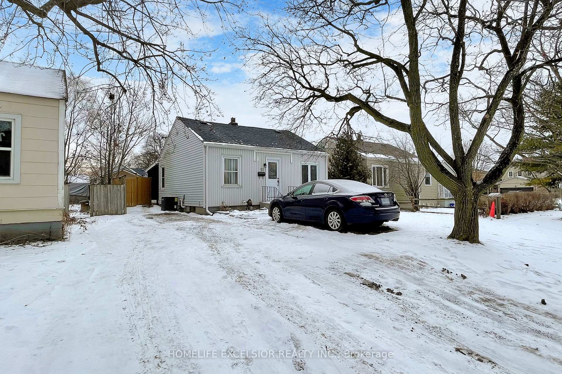 Photo 2 of 52 Beatty Road, Ajax, Central — HOMEH