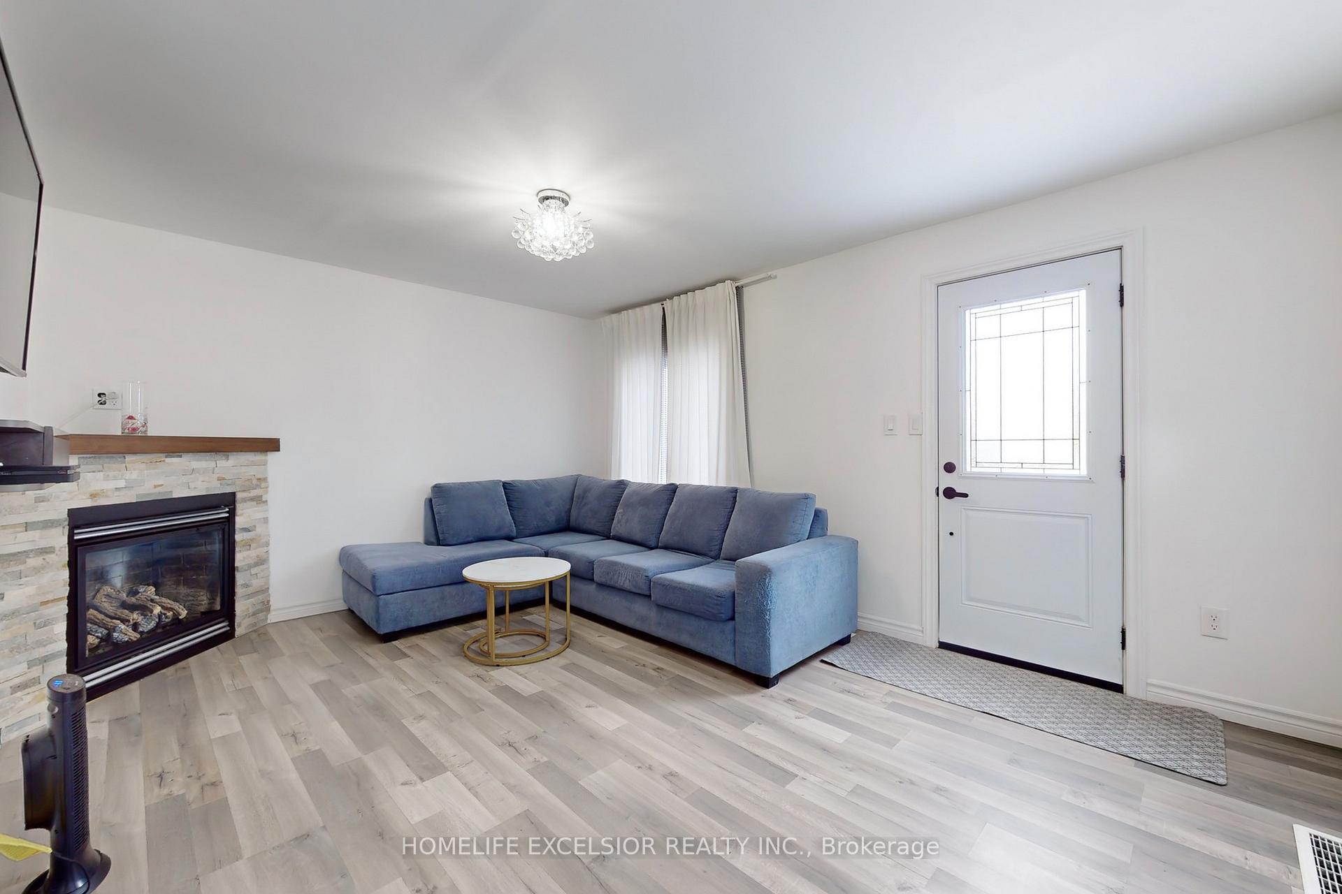 Photo 3 of 52 Beatty Road, Ajax, Central — HOMEH