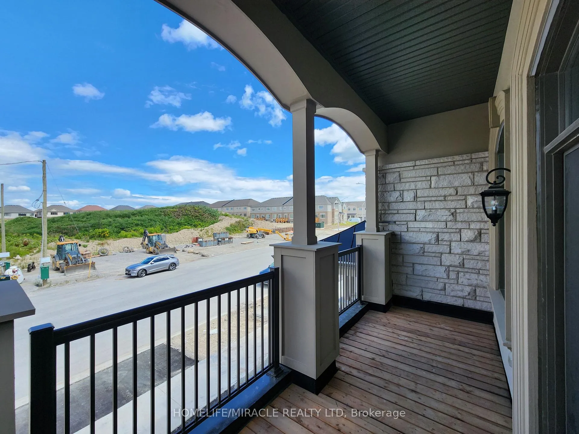 Photo 13 of 344 Madelaine Drive, Barrie, Painswick South — HOMEH