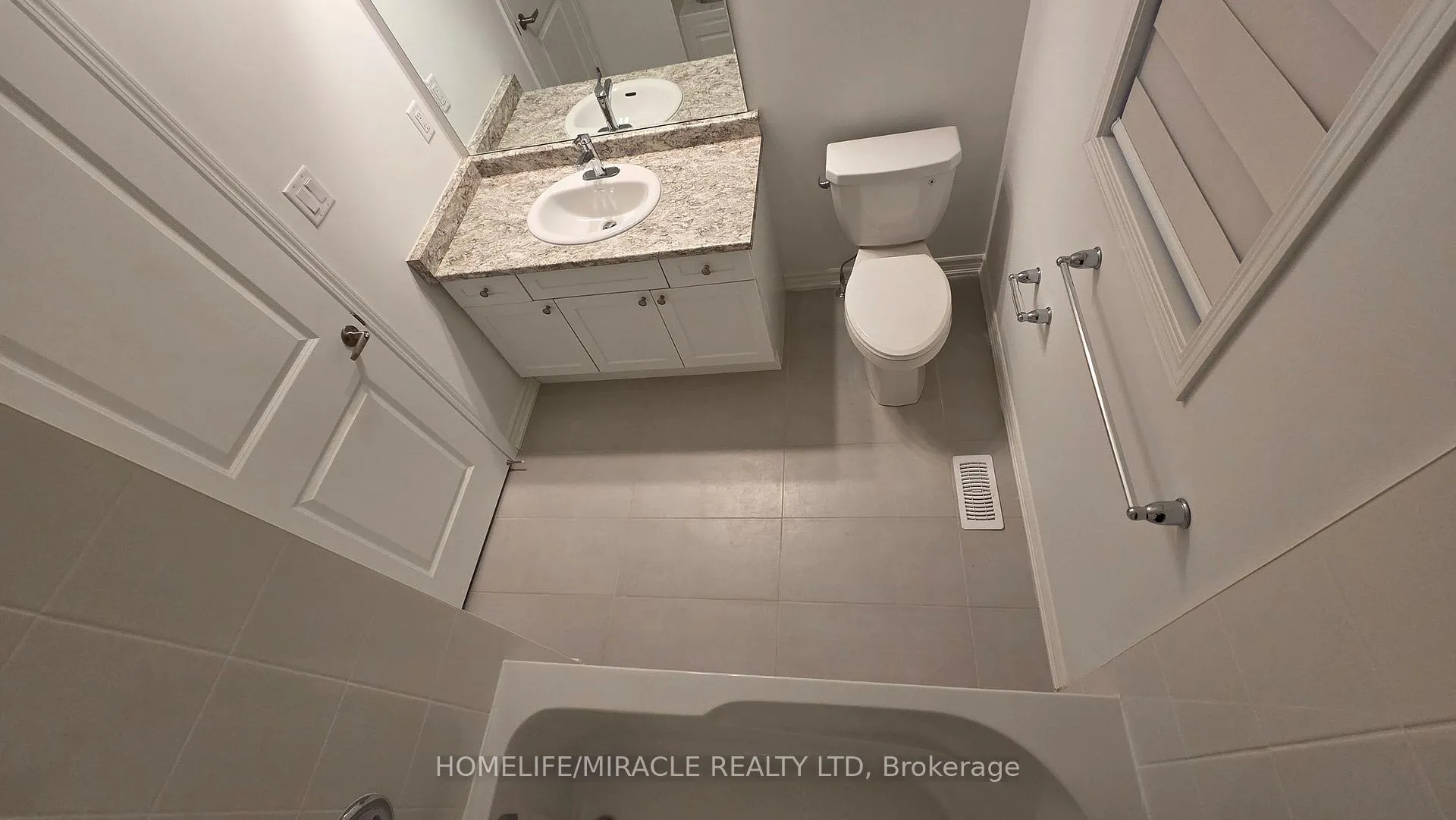 Photo 22 of 344 Madelaine Drive, Barrie, Painswick South — HOMEH