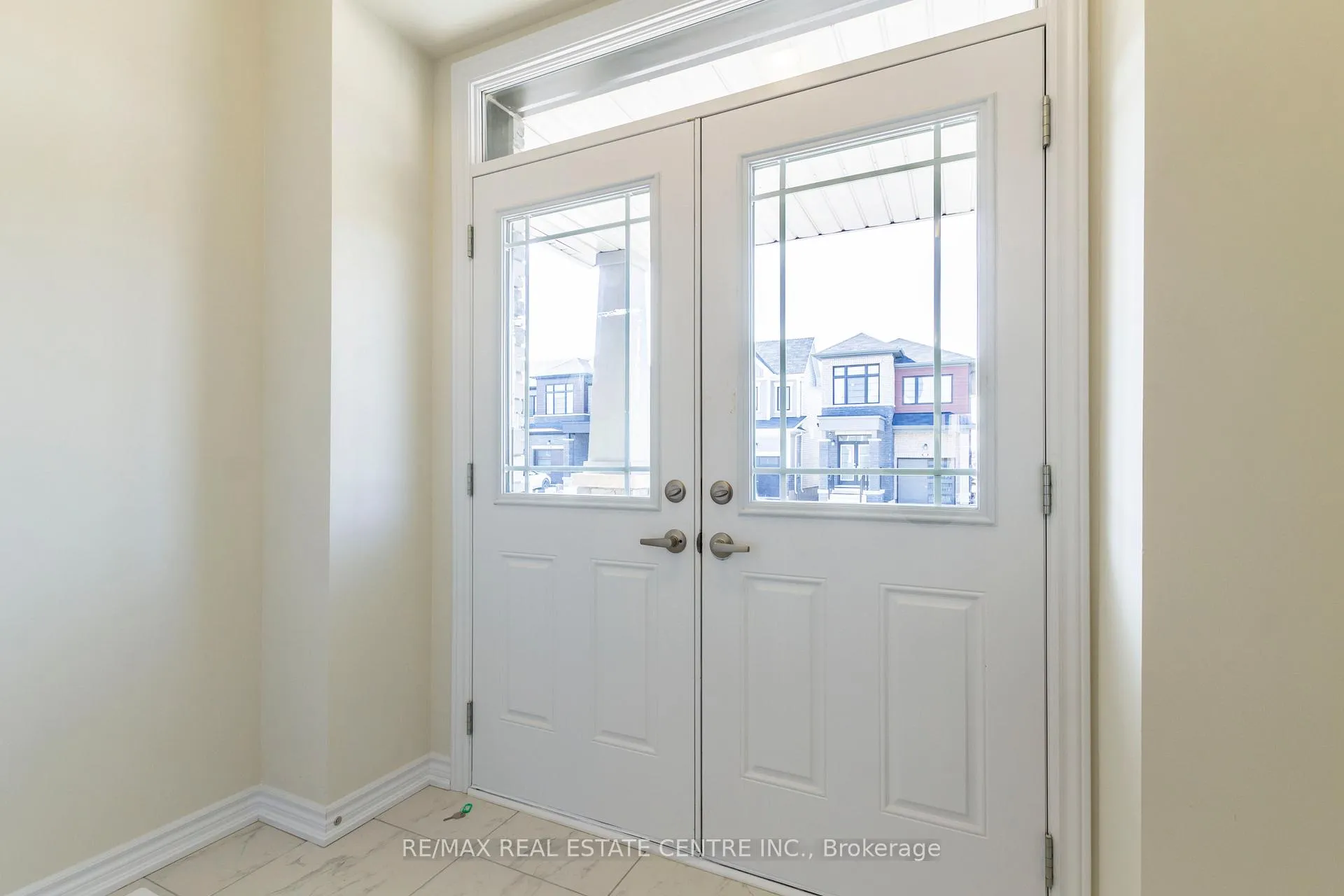 Photo 4 of 12 Sun haven Lane, Thorold, Allanburg/Thorold South — HOMEH