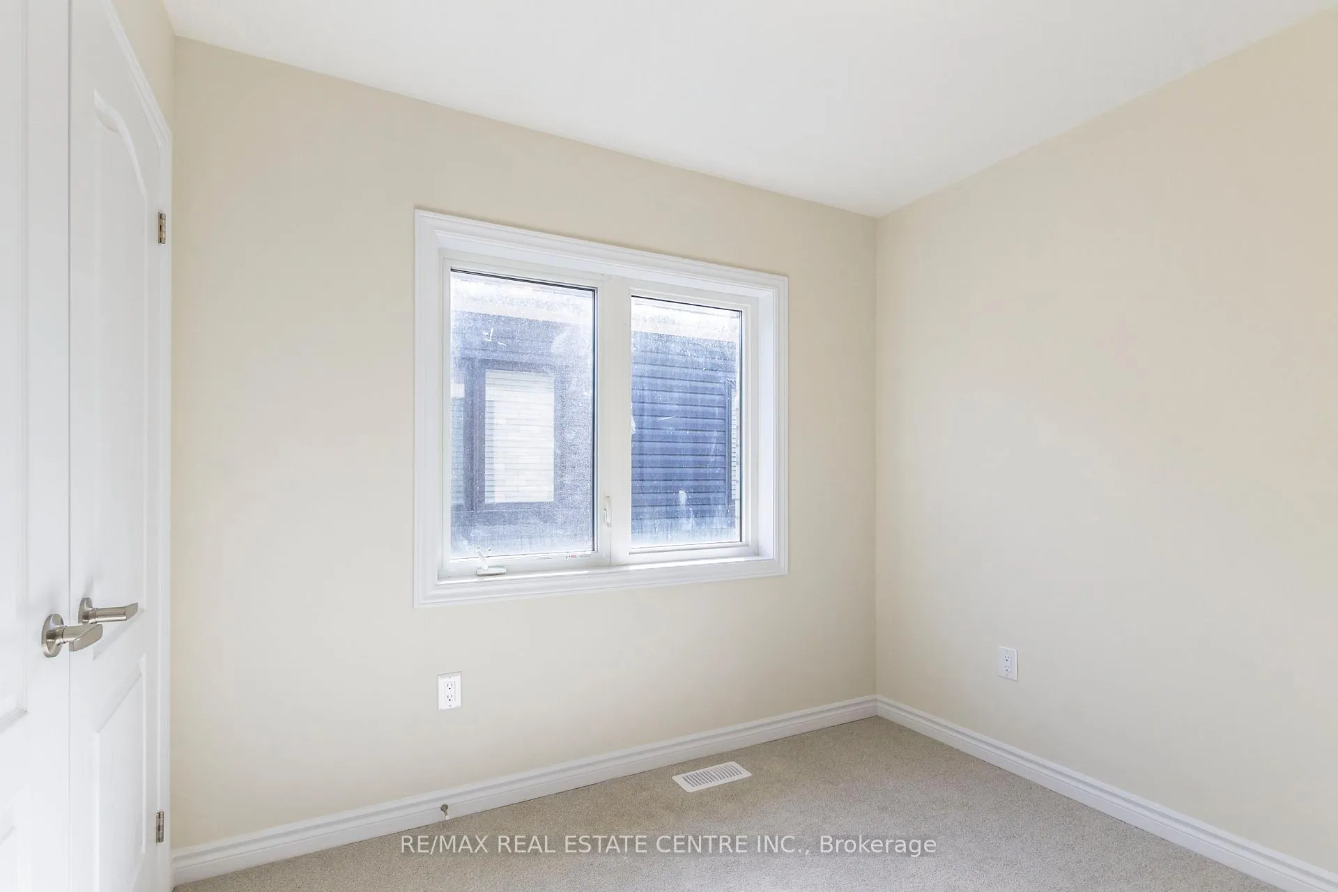 Photo 21 of 12 Sun haven Lane, Thorold, Allanburg/Thorold South — HOMEH