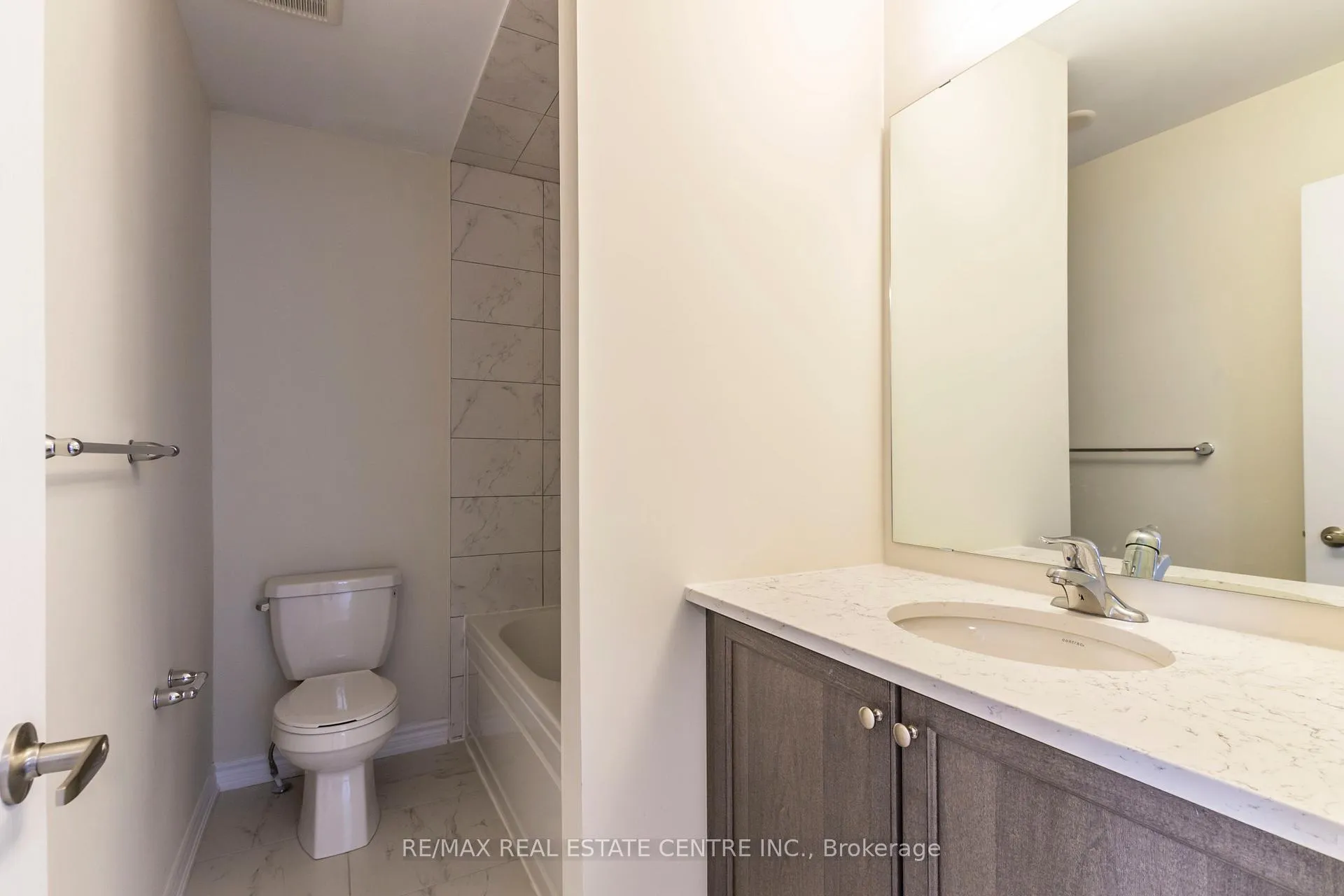 Photo 25 of 12 Sun haven Lane, Thorold, Allanburg/Thorold South — HOMEH