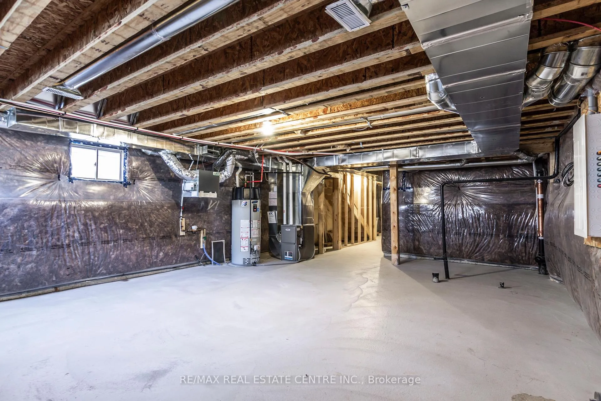Photo 30 of 12 Sun haven Lane, Thorold, Allanburg/Thorold South — HOMEH
