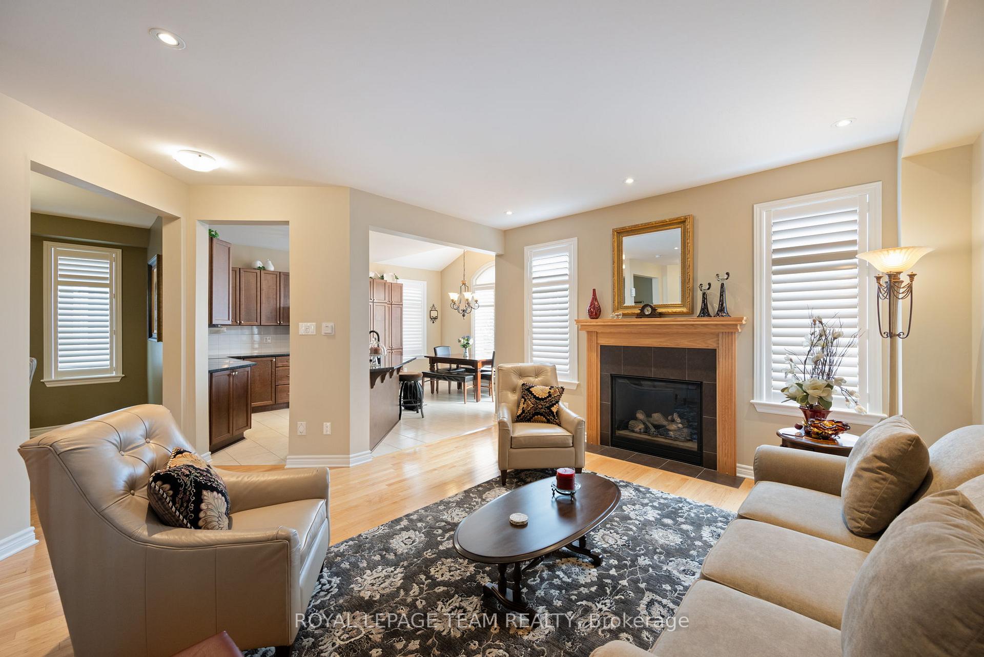 Photo 11 of 633 Woodbriar Way, Ottawa, Blossom Park/Kemp Park/Findlay Creek — HOMEH