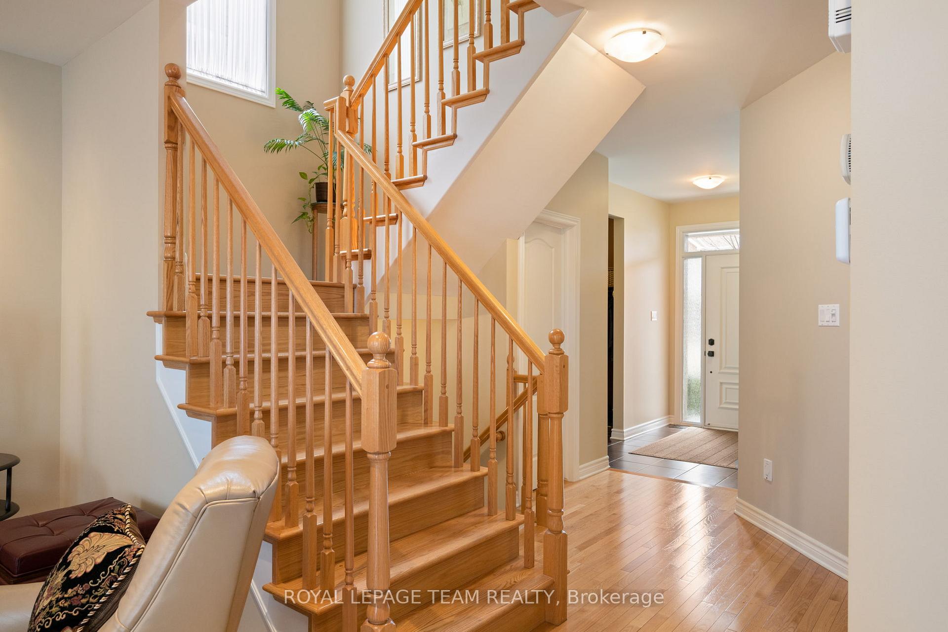 Photo 15 of 633 Woodbriar Way, Ottawa, Blossom Park/Kemp Park/Findlay Creek — HOMEH