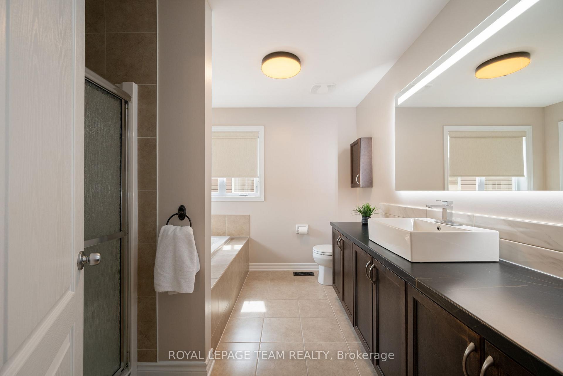 Photo 18 of 633 Woodbriar Way, Ottawa, Blossom Park/Kemp Park/Findlay Creek — HOMEH