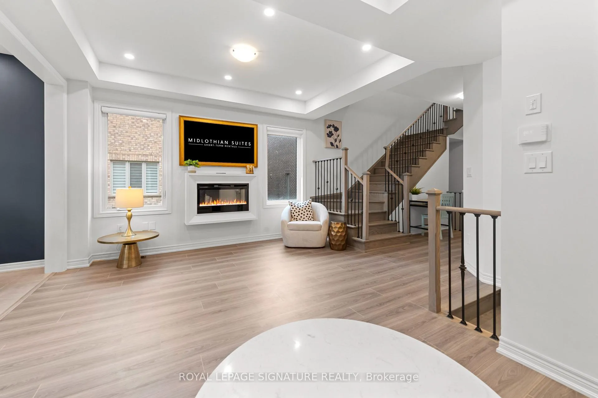 Photo 11 of 270 Great Falls Boulevard, Hamilton, Waterdown — HOMEH