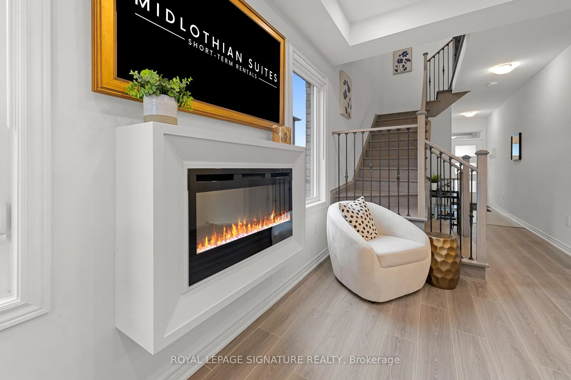 Photo 14 of 270 Great Falls Boulevard, Hamilton, Waterdown — HOMEH