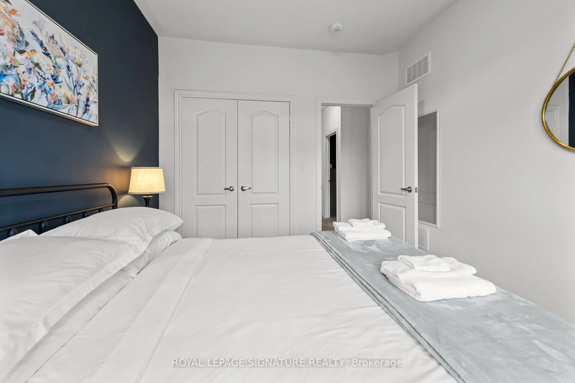 Photo 21 of 270 Great Falls Boulevard, Hamilton, Waterdown — HOMEH