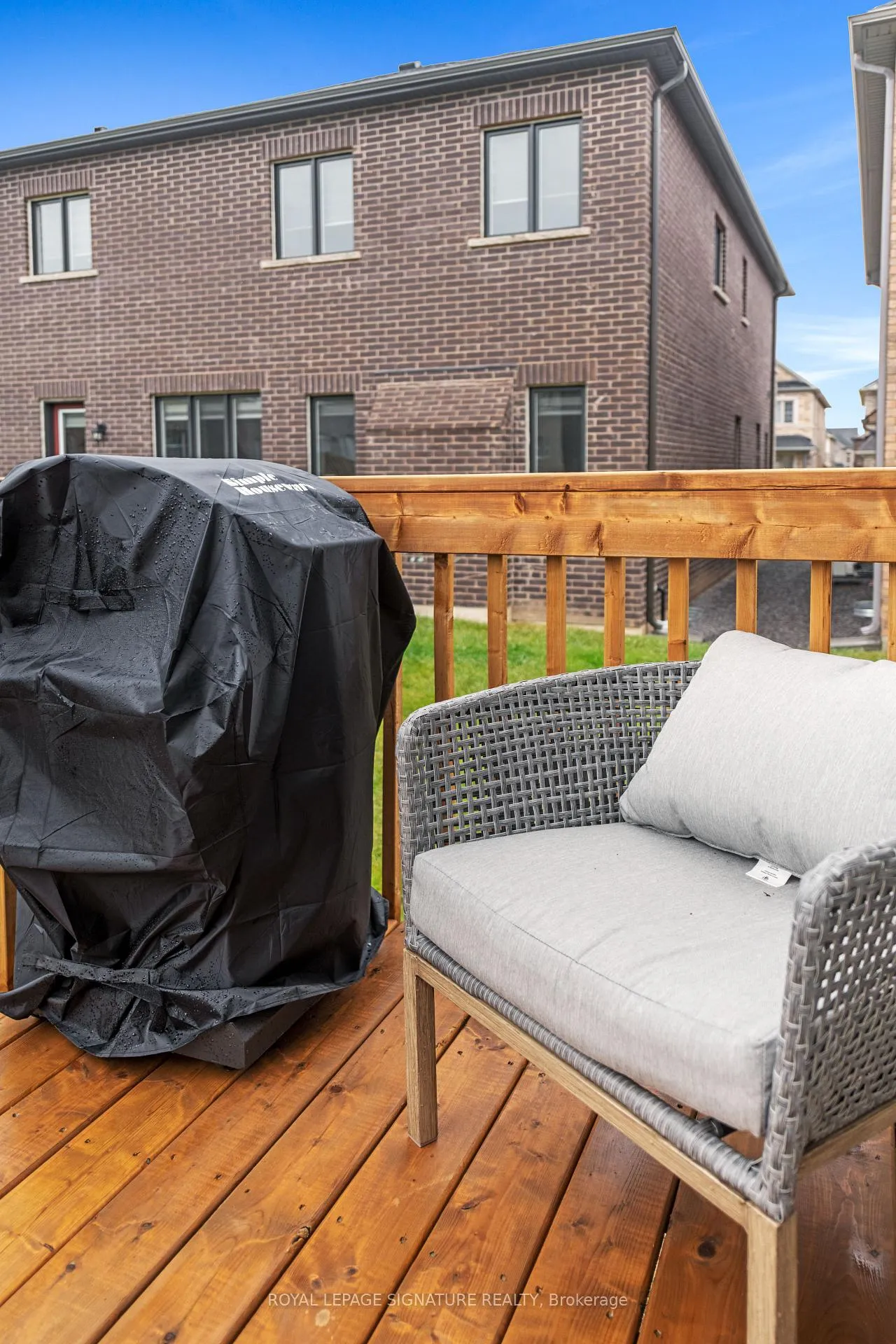 Photo 39 of 270 Great Falls Boulevard, Hamilton, Waterdown — HOMEH