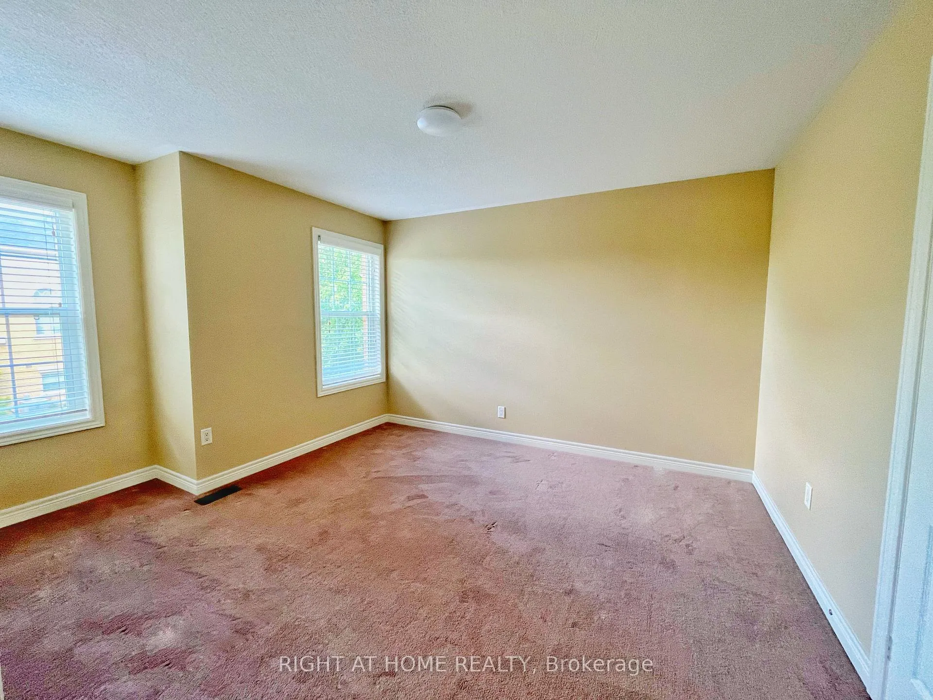 Photo 24 of 27 Bonheur Road, Markham, Cathedraltown — HOMEH