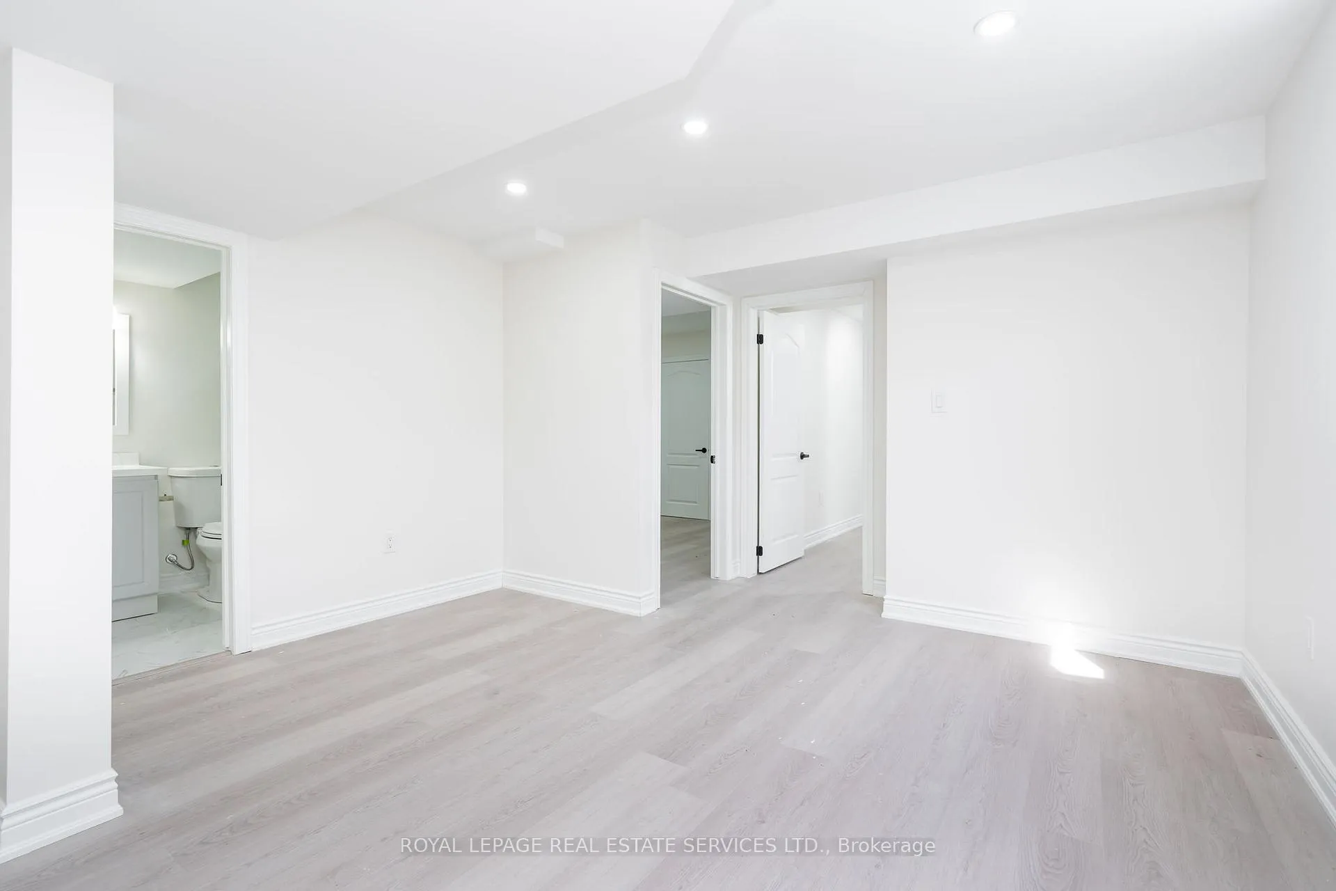 Photo 5 of Unit 72, 166 Deerpath Drive, Guelph, Willow West/Sugarbush/West Acres — HOMEH