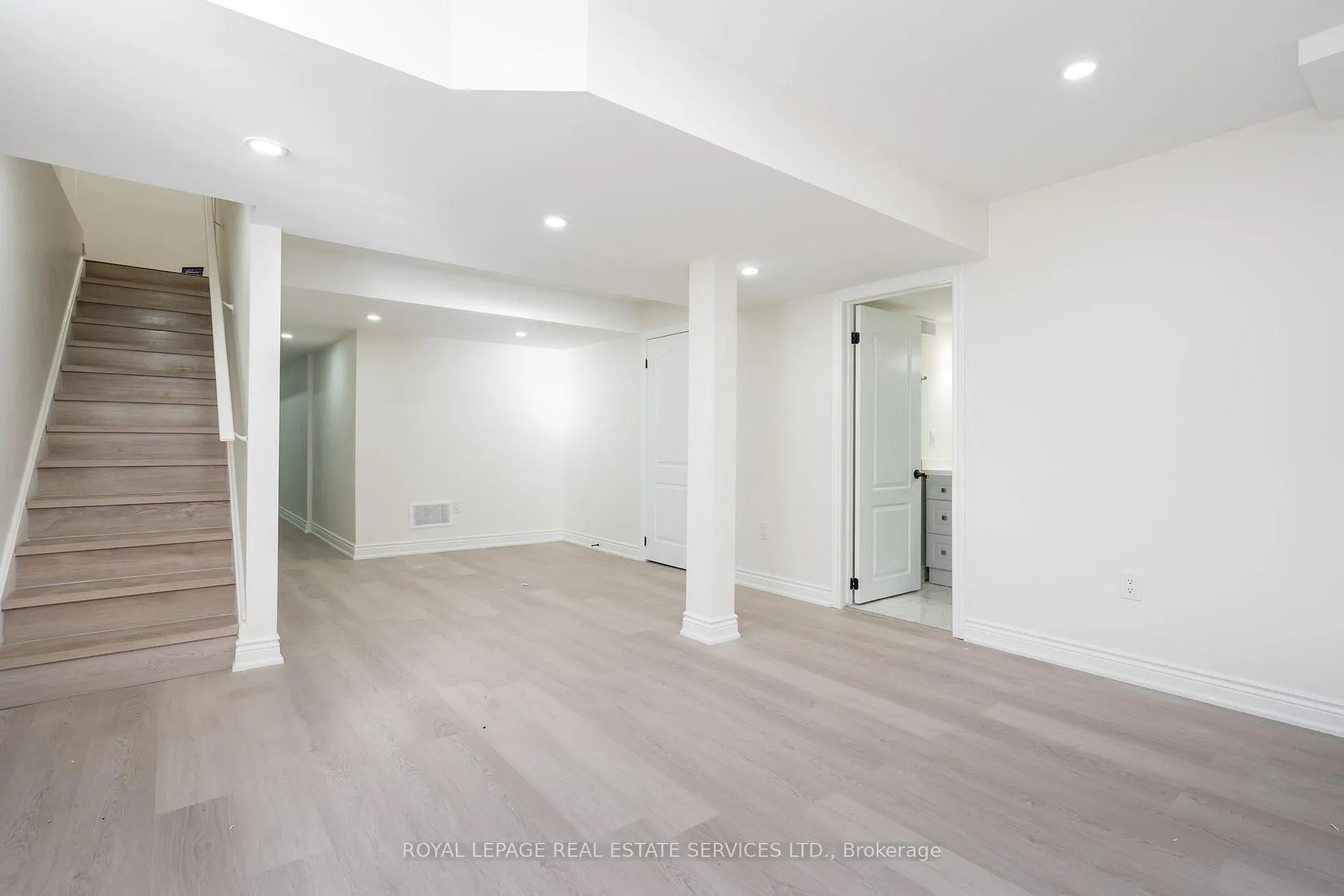 Photo 8 of Unit 72, 166 Deerpath Drive, Guelph, Willow West/Sugarbush/West Acres — HOMEH