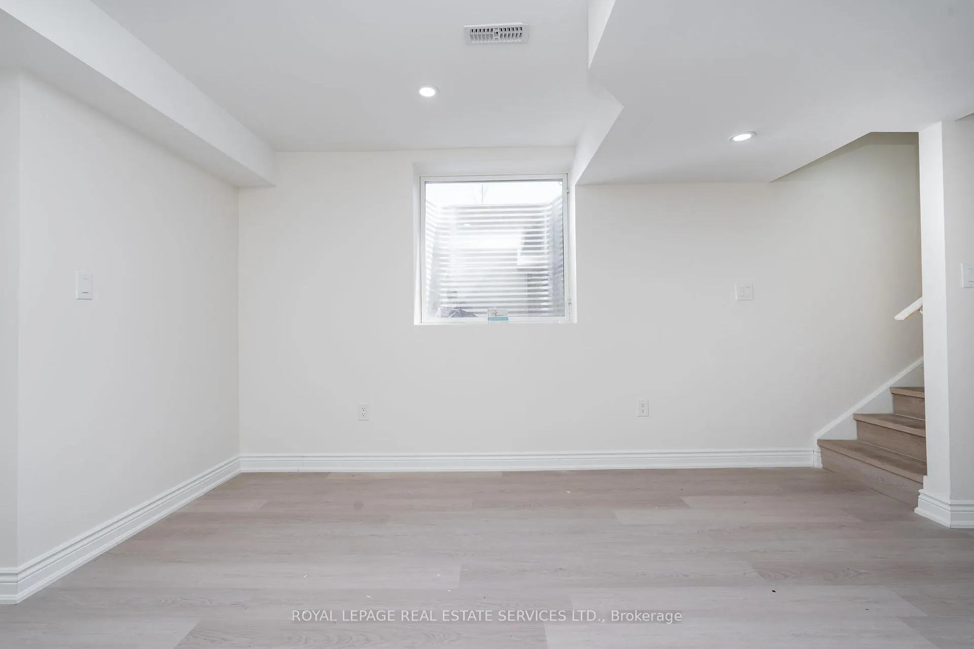 Photo 10 of Unit 72, 166 Deerpath Drive, Guelph, Willow West/Sugarbush/West Acres — HOMEH