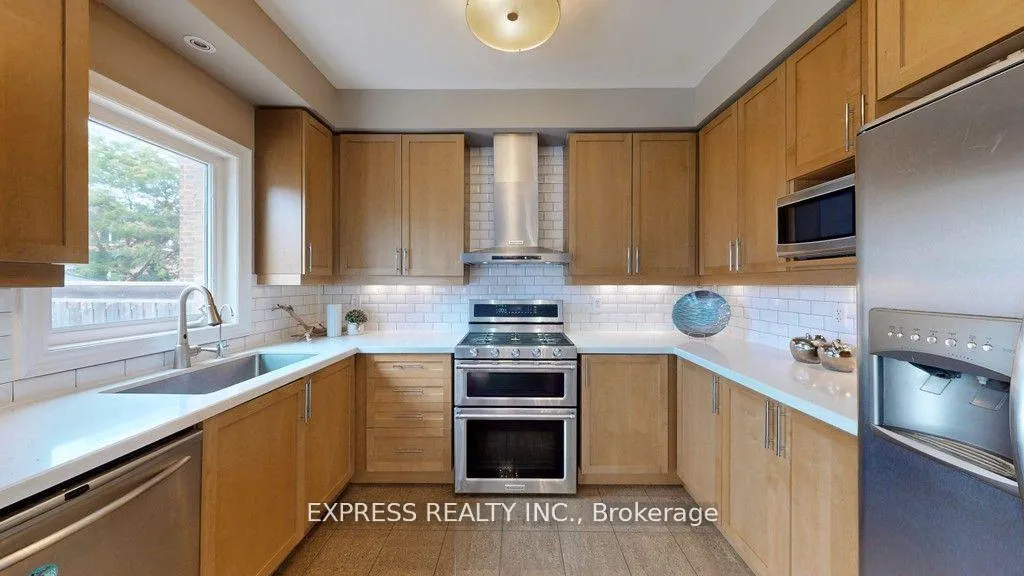 Photo 16 of 164 Mavrinac Boulevard, Aurora, Bayview Northeast — HOMEH