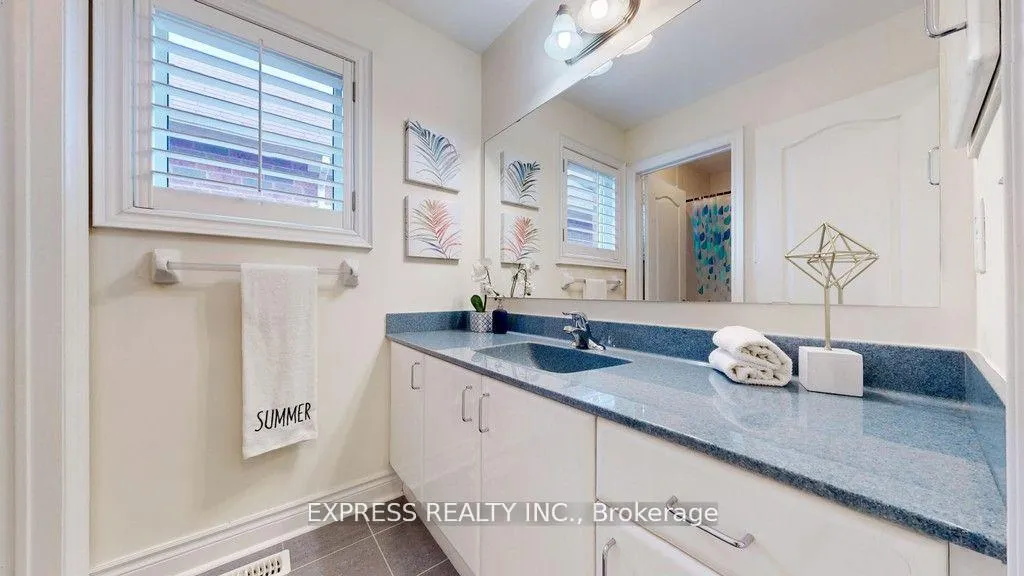 Photo 32 of 164 Mavrinac Boulevard, Aurora, Bayview Northeast — HOMEH