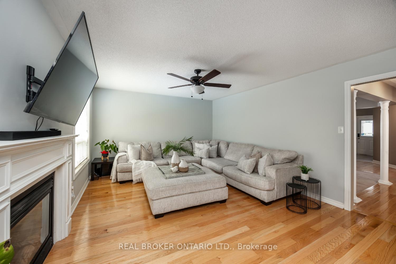 Photo 20 of 36 West Side Drive, Clarington, Bowmanville — HOMEH